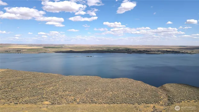 $249,000 | 210 Banks Lake Road, Unit 99115, Coulee City, WA 99115