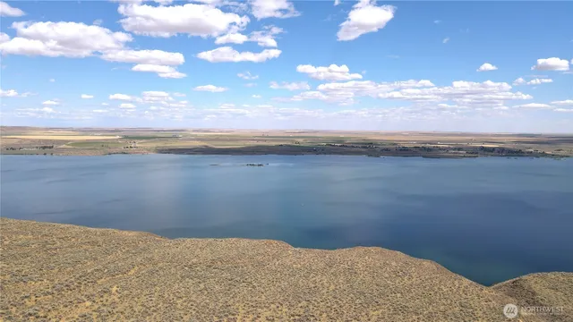 $249,000 | 210 Banks Lake Road, Unit 99115, Coulee City, WA 99115