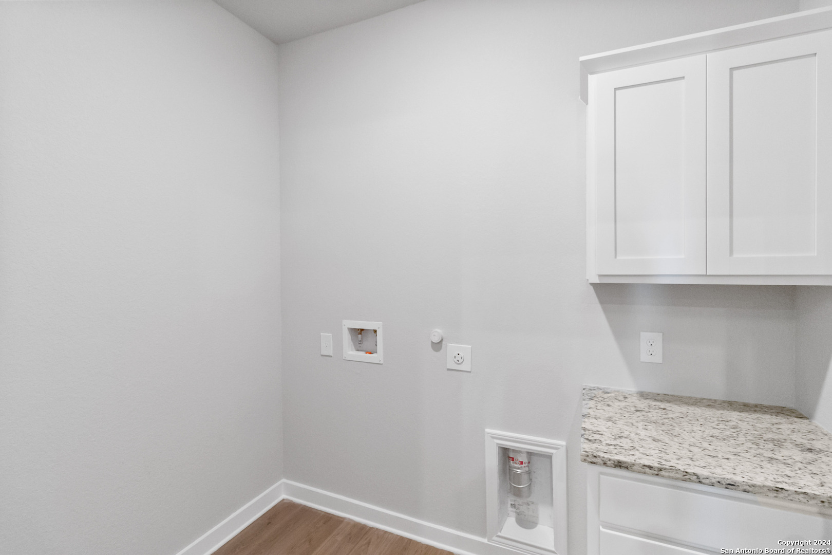 465 Cross Barn Boulevard Buda, TX 78610 - Photo 17 of 30