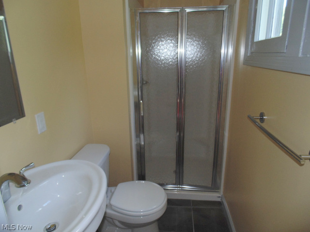 2648 Ashurst Road University Heights, OH 44118 - Photo 12 of 17