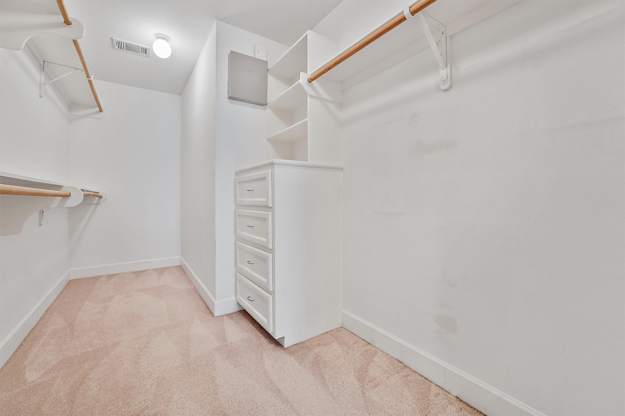 2710 Hullsmith Drive, Unit 903 Houston, TX 77063 - Photo 25 of 26 a view of small space