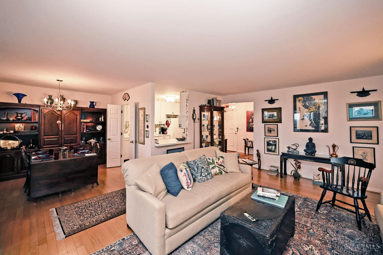 2444 Madison Road, Unit 1209 Cincinnati, OH 45208 - Photo 13 of 43 Gallery Image 13