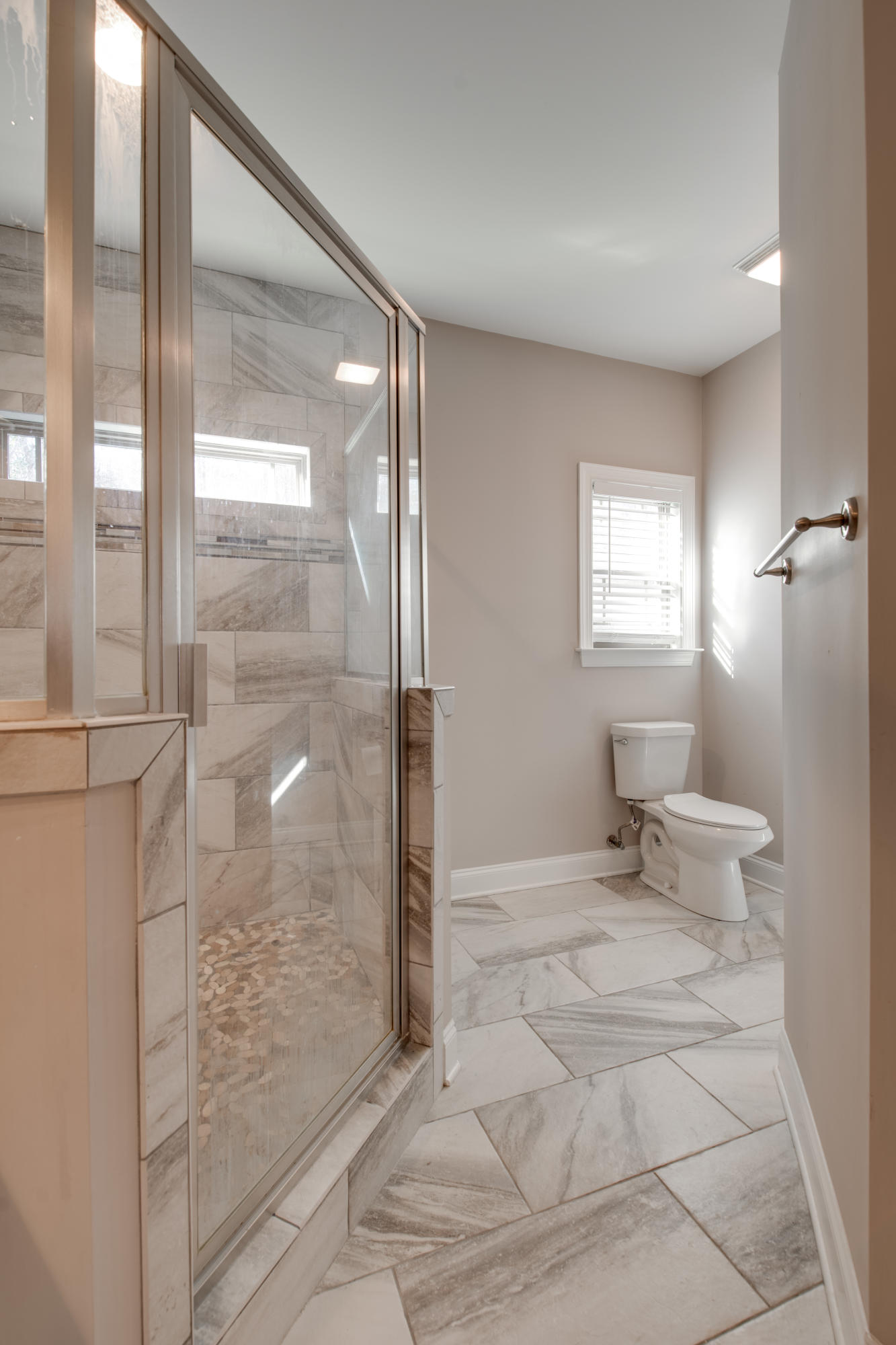 8910 Fuller Road Chattanooga, TN 37421 - Photo 20 of 37 D85_5842