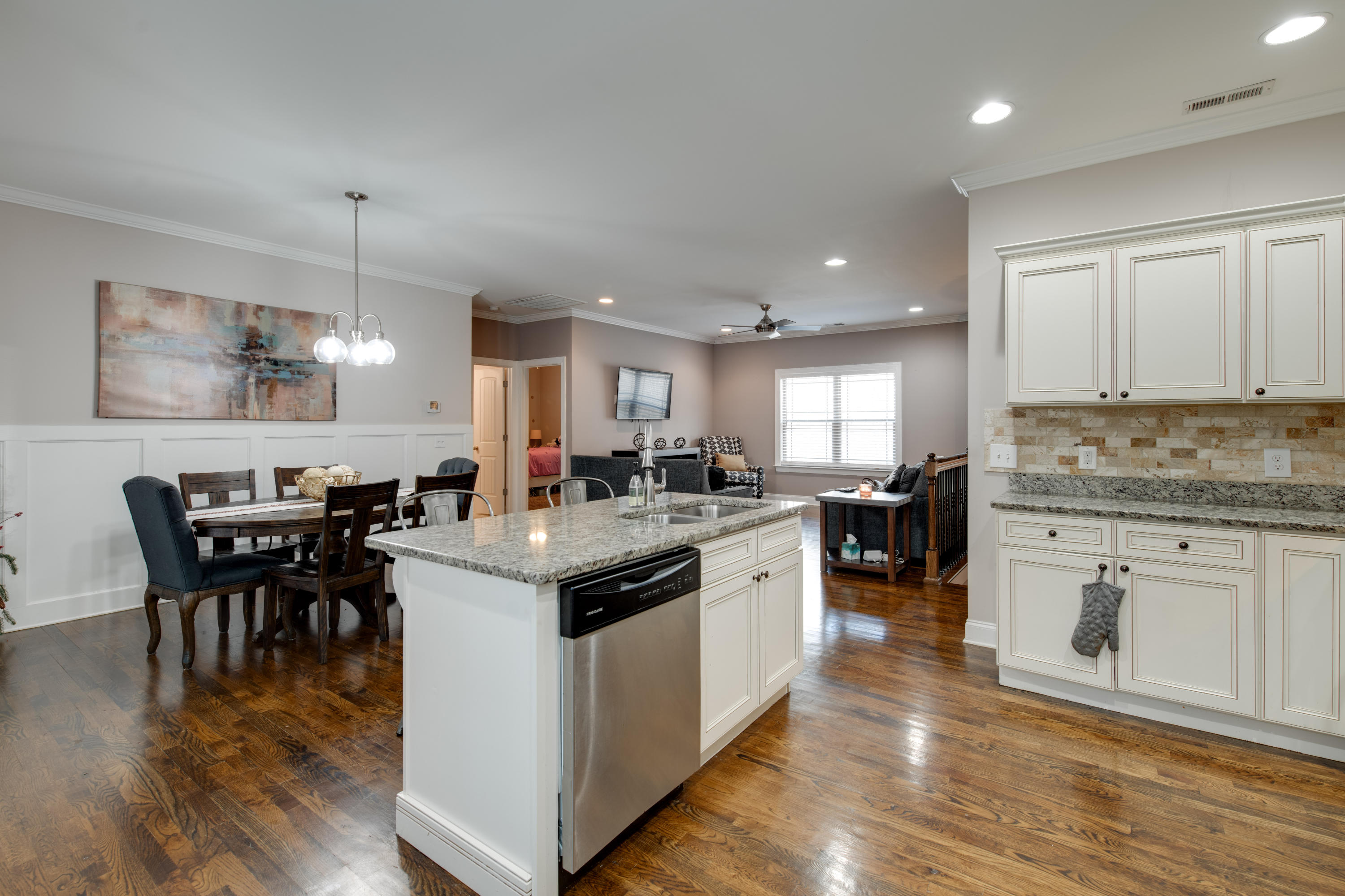 8910 Fuller Road Chattanooga, TN 37421 - Photo 8 of 37 D85_5870