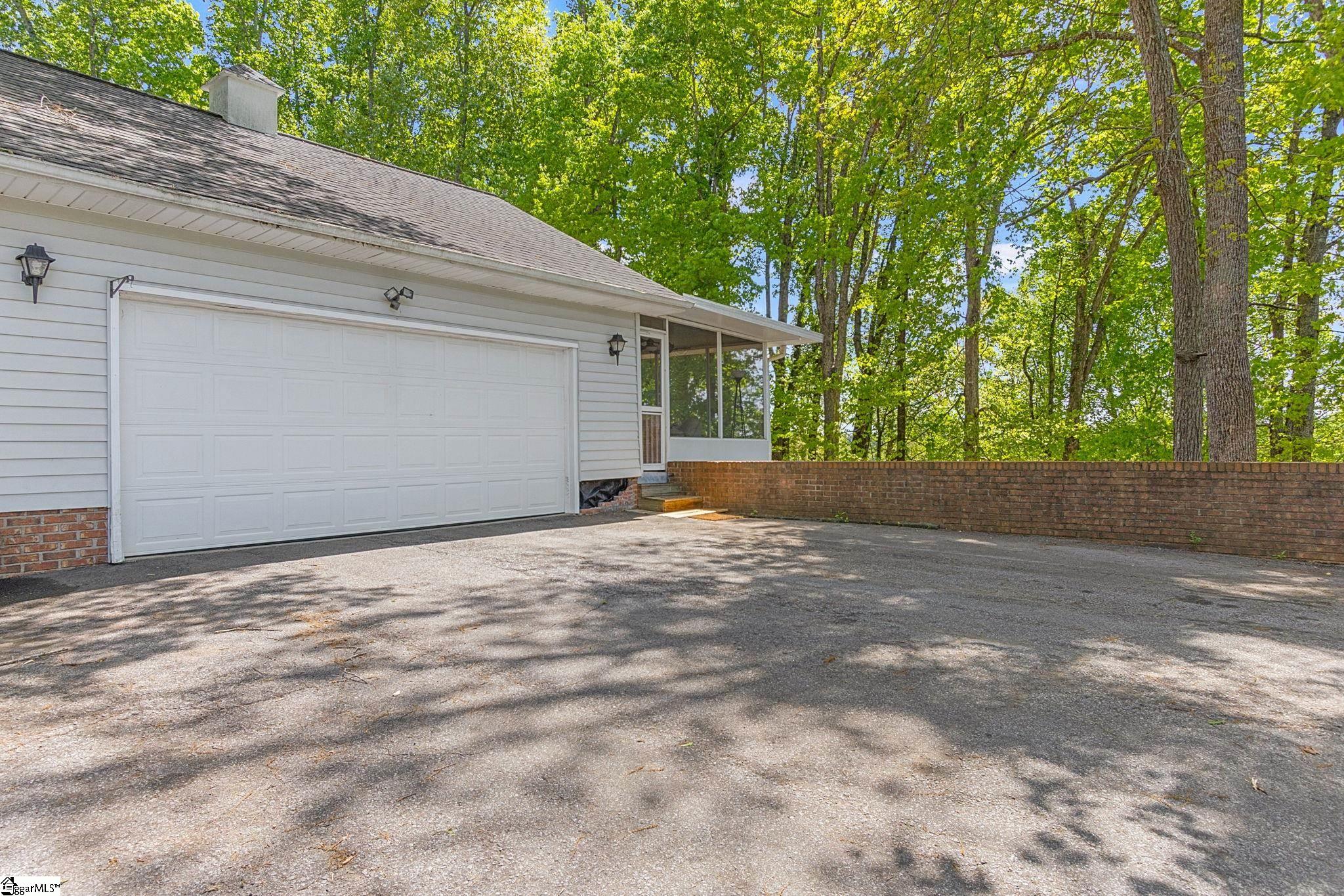 204 Garner Road Pickens, SC 29671 - Photo 31 of 36