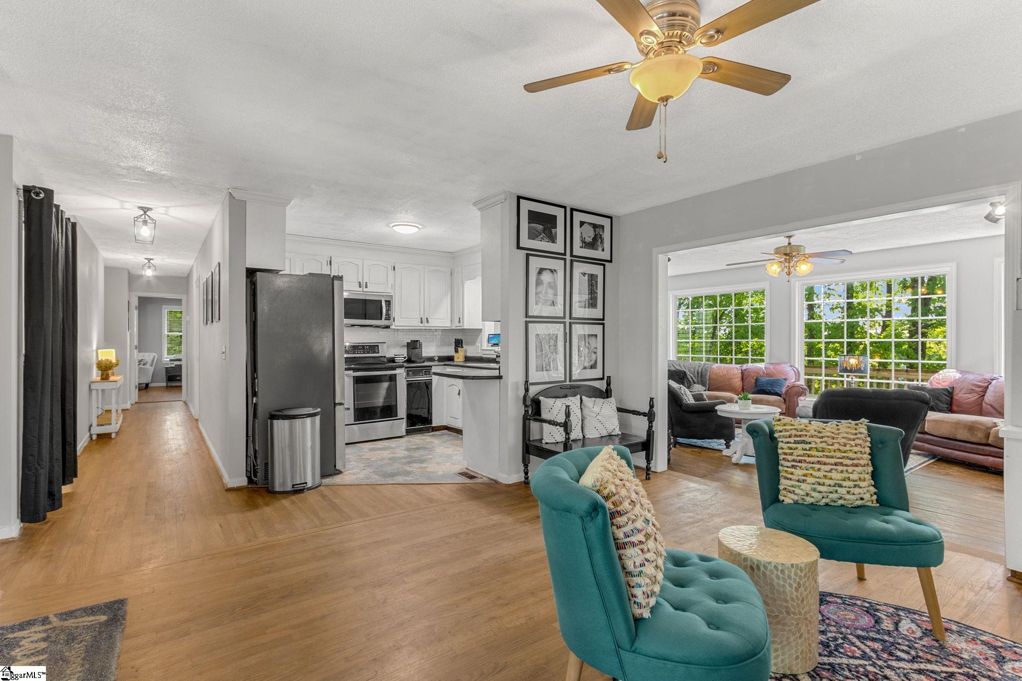 204 Garner Road Pickens, SC 29671 - Photo 8 of 36