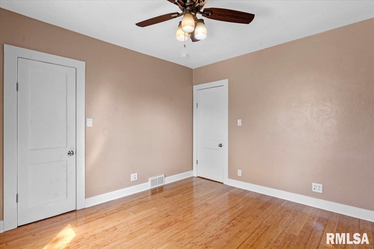 2061 North 20th Street Springfield, IL 62702 - Photo 15 of 37 Gallery Image 15