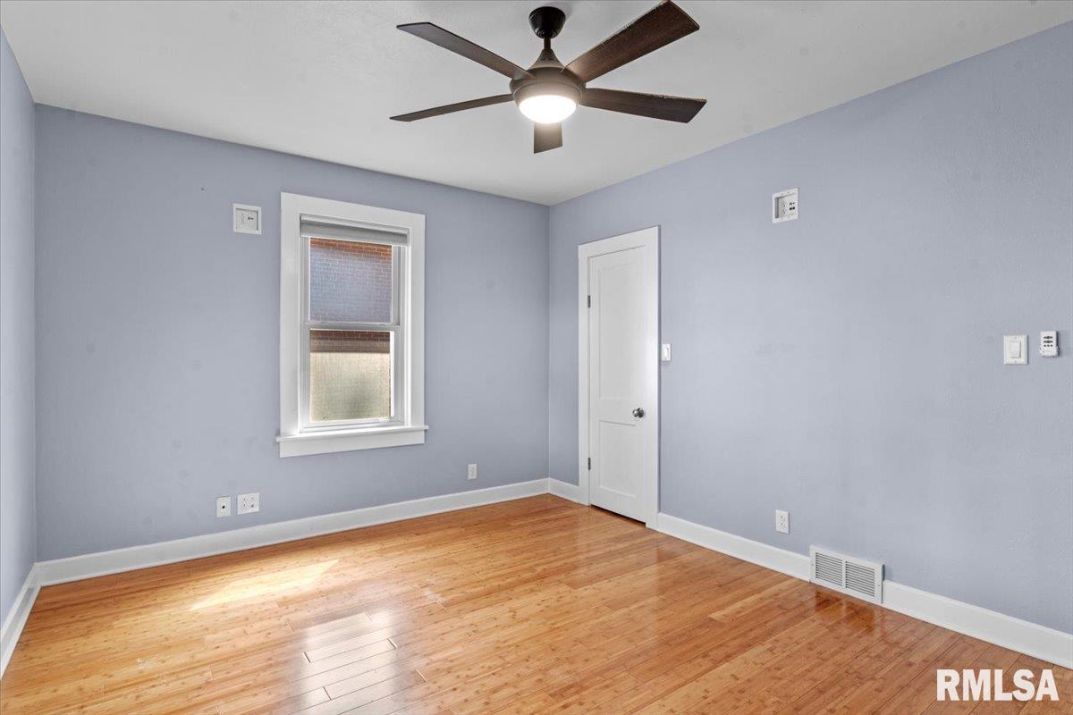 2061 North 20th Street Springfield, IL 62702 - Photo 20 of 37 Gallery Image 20