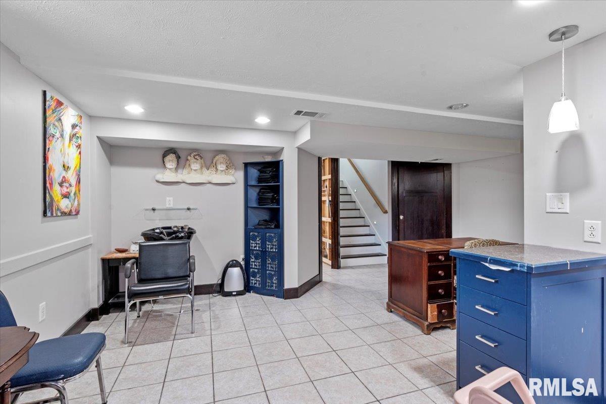 2061 North 20th Street Springfield, IL 62702 - Photo 23 of 37 Gallery Image 23