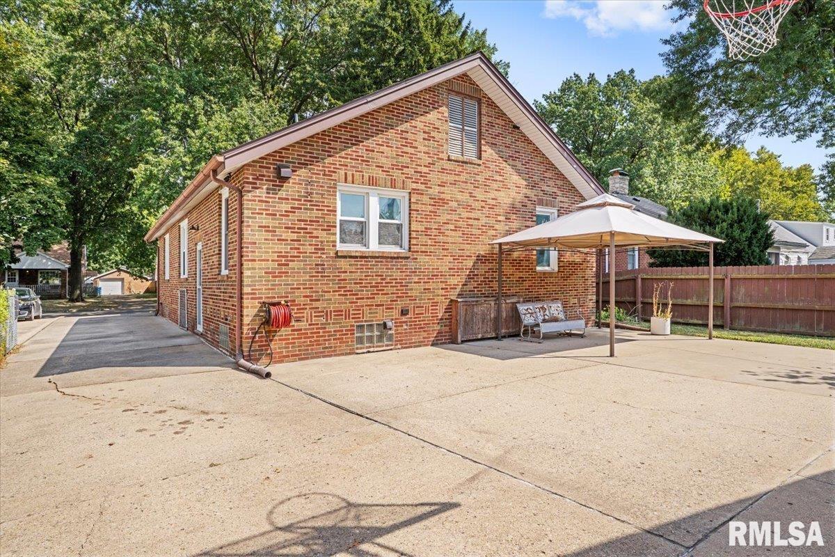 2061 North 20th Street Springfield, IL 62702 - Photo 32 of 37 Gallery Image 32