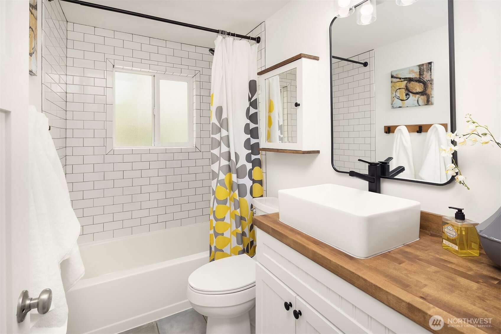 8418 9th Avenue Southwest Seattle, WA 98106 - Photo 17 of 35