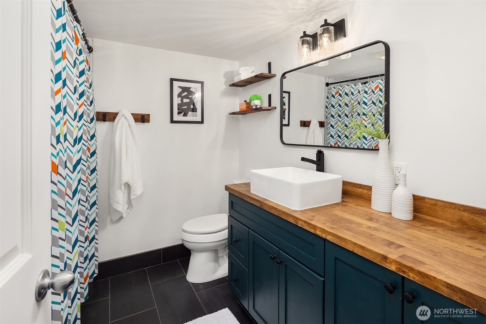 8418 9th Avenue Southwest Seattle, WA 98106 - Photo 21 of 35