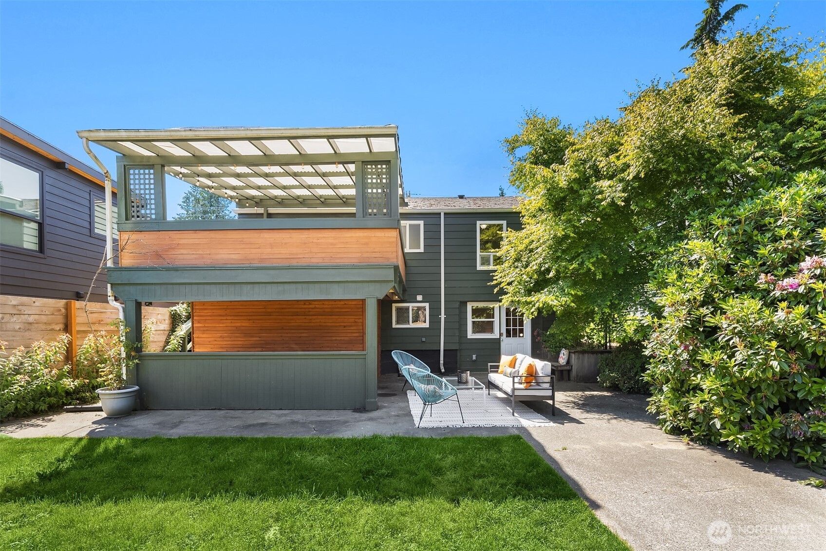 8418 9th Avenue Southwest Seattle, WA 98106 - Photo 30 of 35