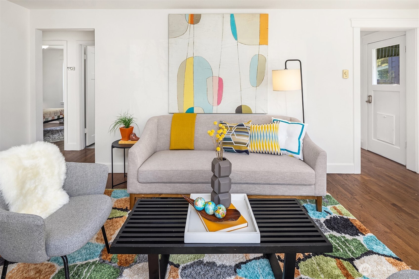 8418 9th Avenue Southwest Seattle, WA 98106 - Photo 4 of 35