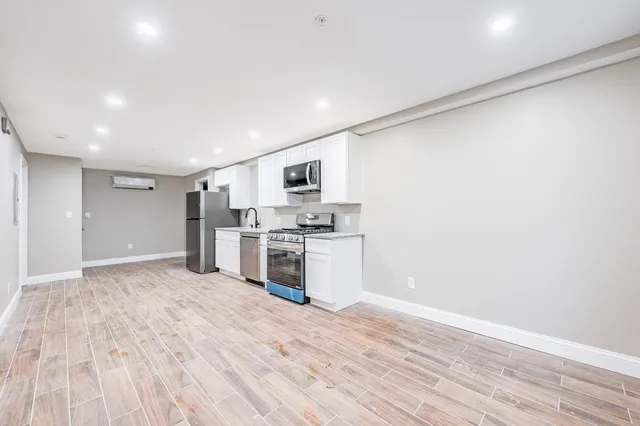 $3,150 | 25 Buckley Street, Unit B, Quincy, MA 02169