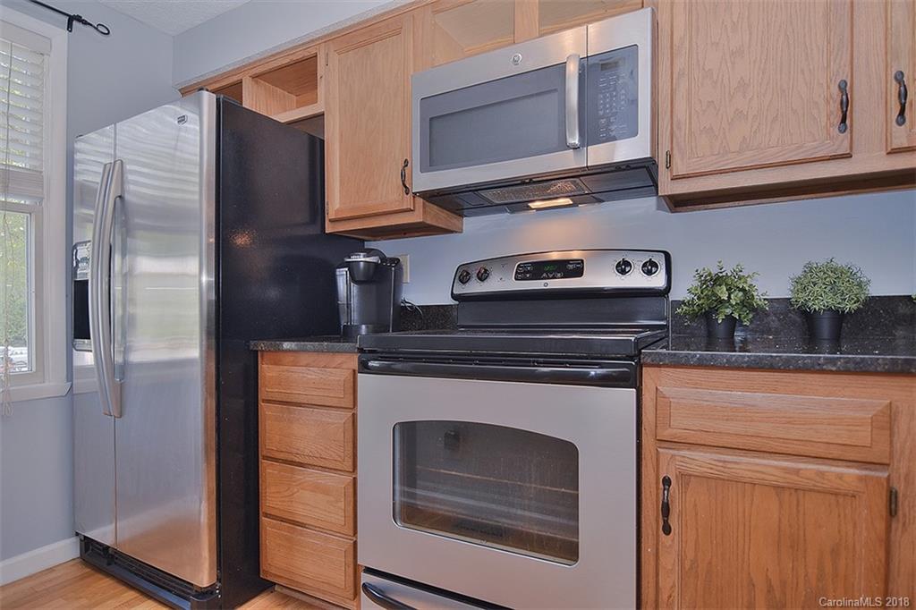 1235 Scaleybark Road, Unit A Charlotte, NC 28209 - Photo 4 of 28 Gallery Image 4