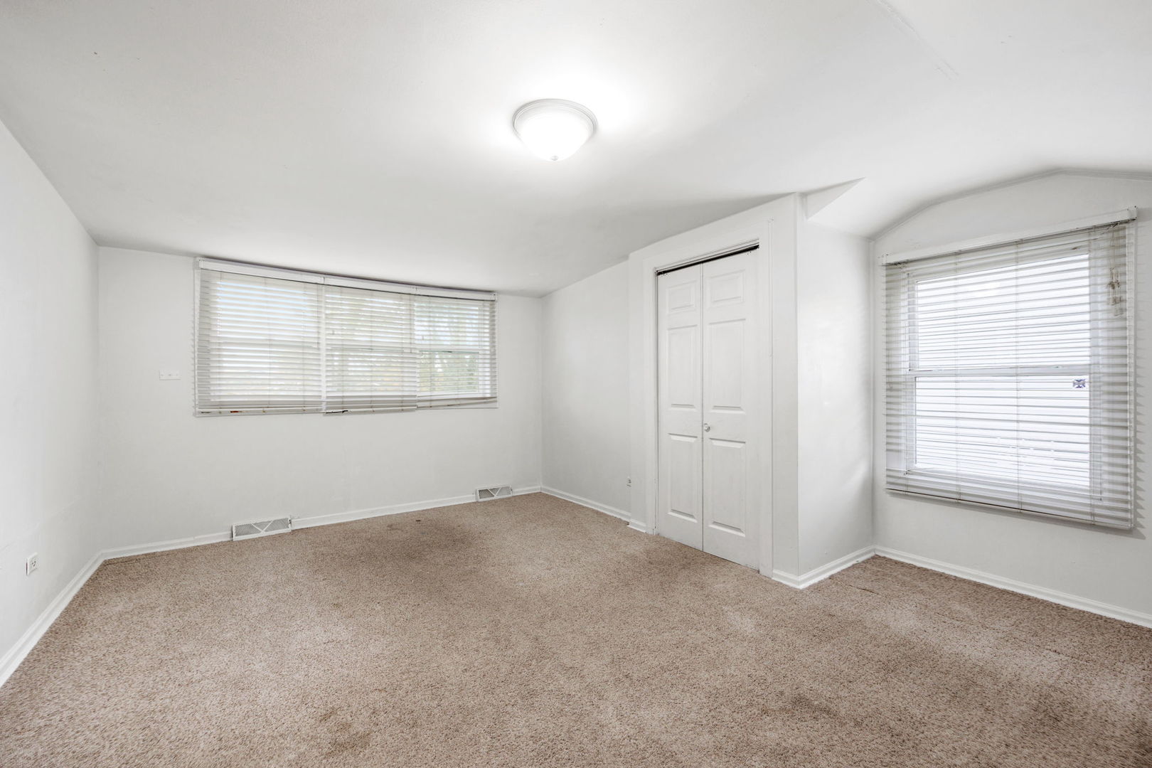 14 Deerpath Road Lake In The Hills, IL 60156 - Photo 13 of 30 a view of an empty room with a window