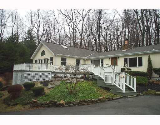 302 Dutchtown Road Butler, PA 16002 - Photo 1 of 8 Exterior Front.
