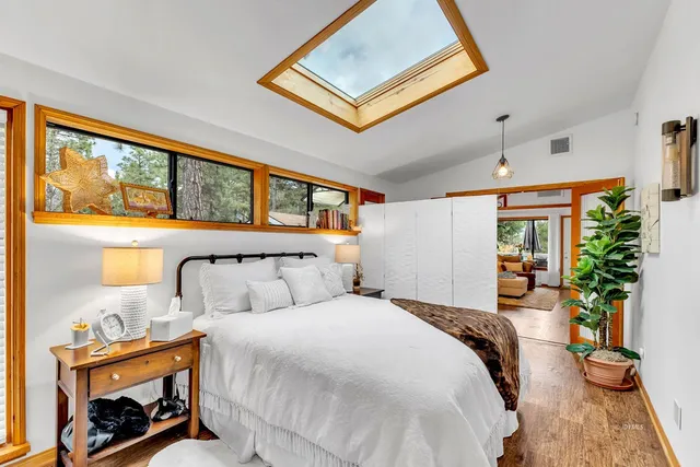 $425,000 | 53454 Double View Drive, Idyllwild, CA 92549