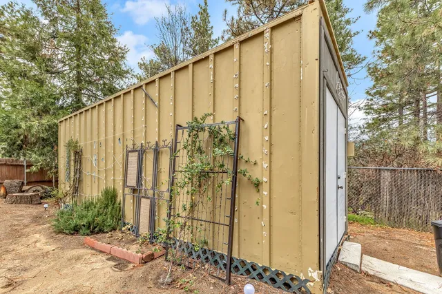 $425,000 | 53454 Double View Drive, Idyllwild, CA 92549