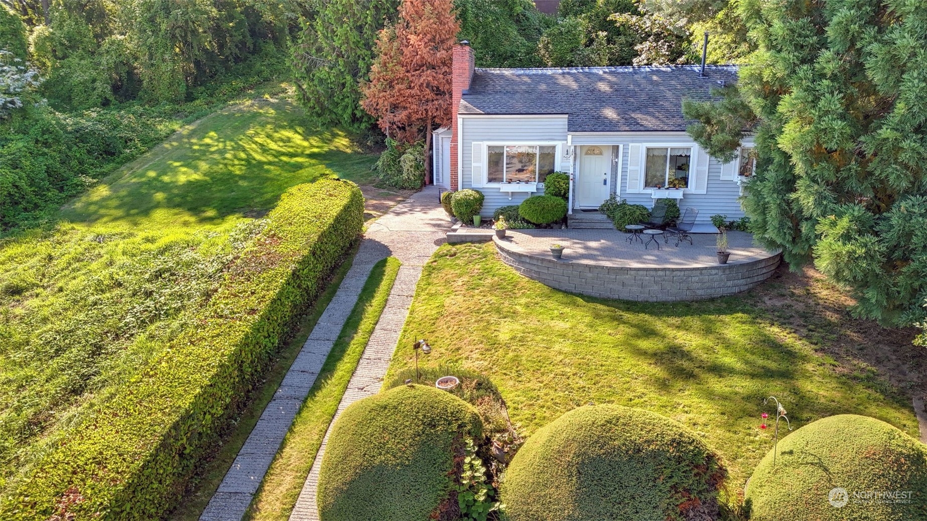 217 Hardie Avenue Southwest Renton, WA 98057 - Photo 28 of 29 a front view of a house with swimming pool