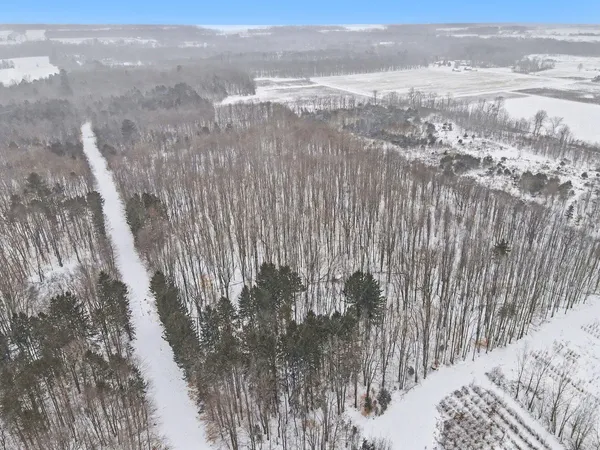 $160,000 | 61199 County Road 380, Bangor, MI 49013