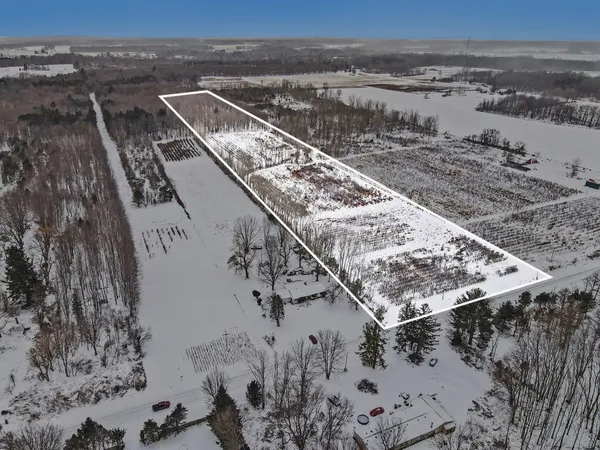 $160,000 | 61199 County Road 380, Bangor, MI 49013