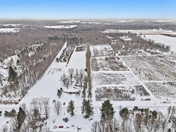 $160,000 | 61199 County Road 380, Bangor, MI 49013