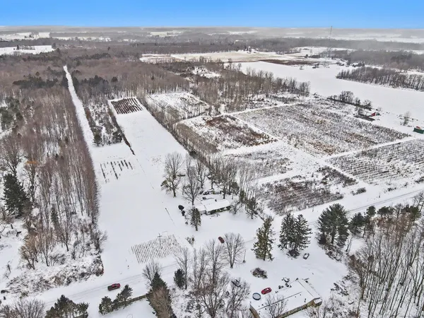 $160,000 | 61199 County Road 380, Bangor, MI 49013