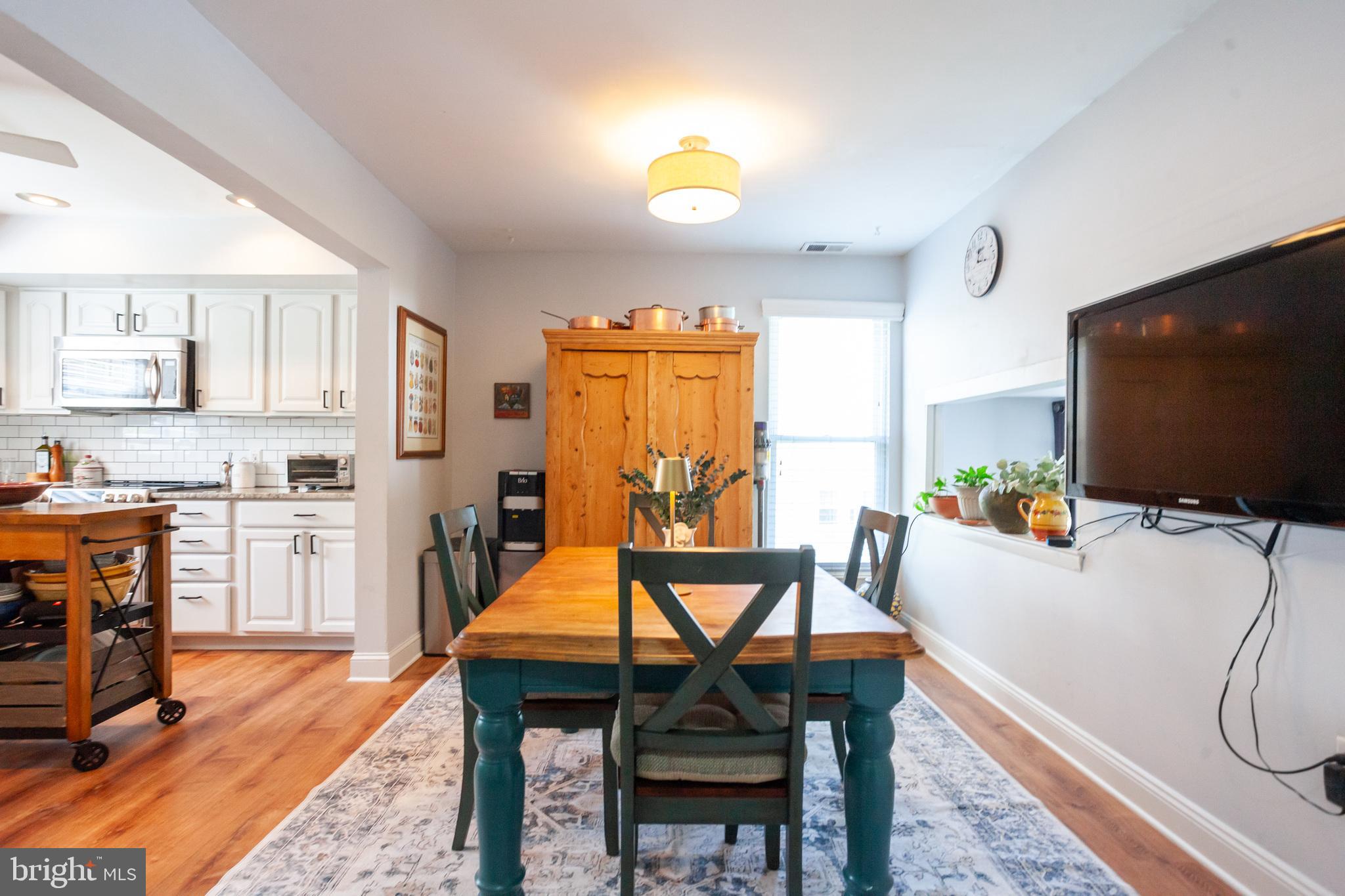 4616 Sands Way Doylestown, PA 18902 - Photo 13 of 29 Kitchen & Dining Area