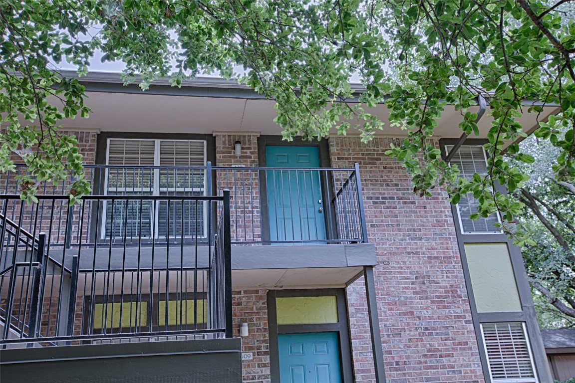 7685 Northcross Drive, Unit 426 Austin, TX 78757 - Photo 1 of 35 front view of a house