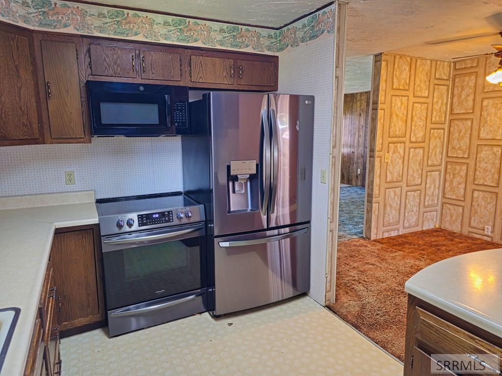 1605 Mary Street Salmon, ID 83467 - Photo 9 of 34