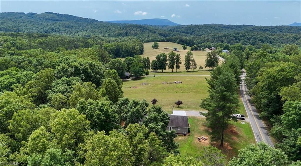1420 Smith Road Westfield, NC 27053 - Photo 36 of 37 Gallery Image 36
