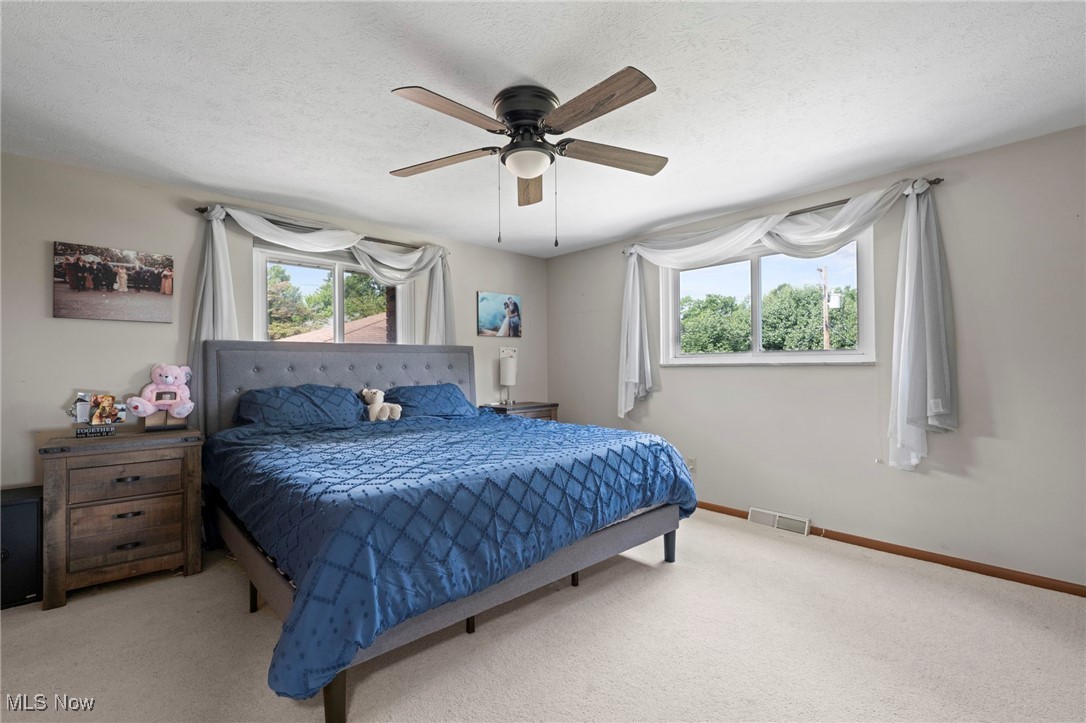 21104 Mastick Road Cleveland, OH 44126 - Photo 20 of 33