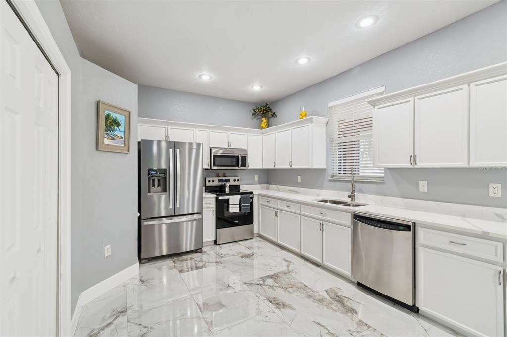 9078 Birmingham Avenue Weeki Wachee, FL 34613 - Photo 11 of 56