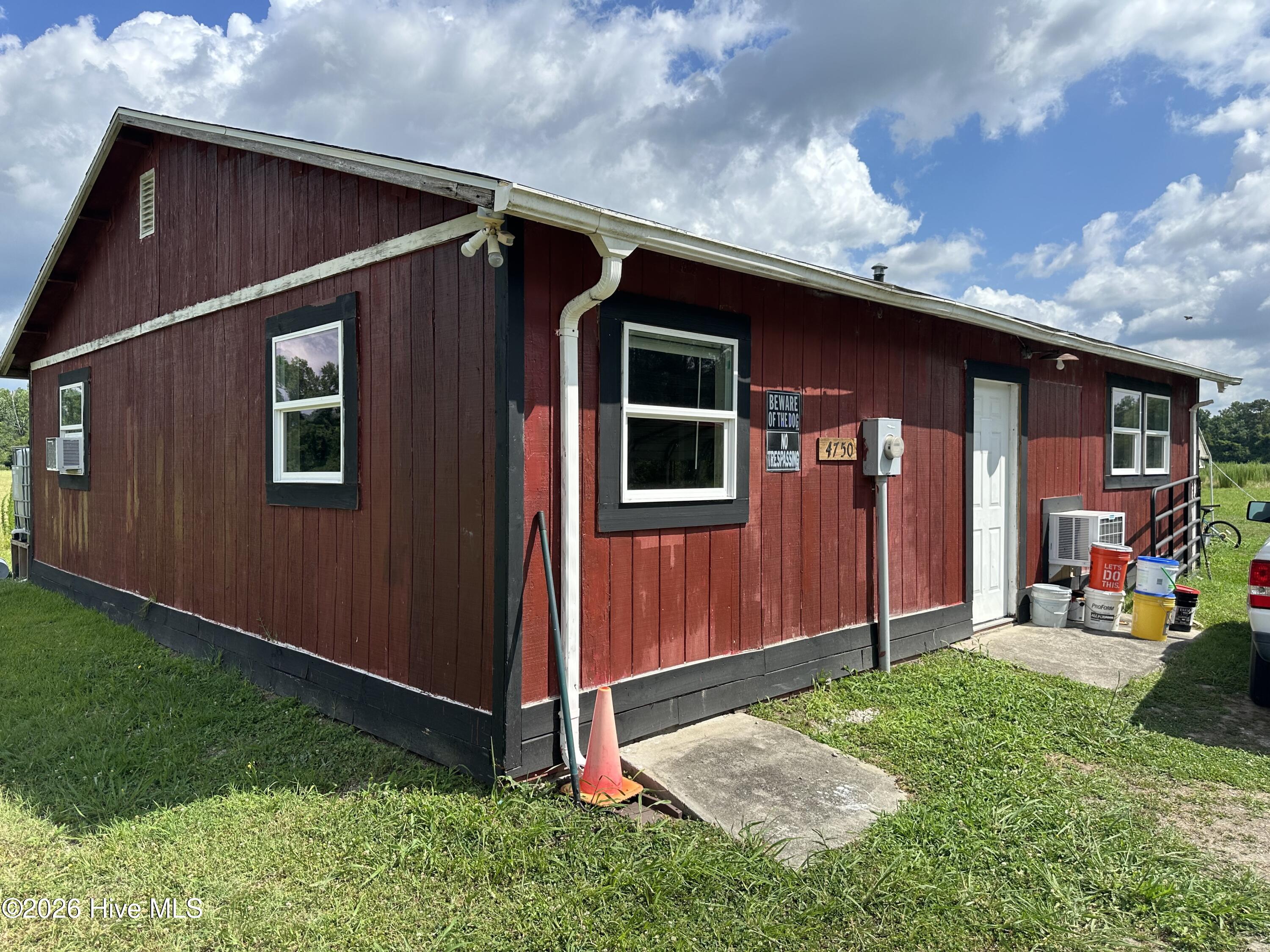 4750 Peacock Road Whiteville, NC 28472 - Photo 20 of 34