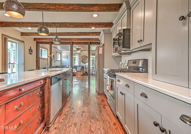 $475,000 | 217 South Irish Street, Greeneville, TN 37743