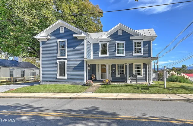 $475,000 | 217 South Irish Street, Greeneville, TN 37743