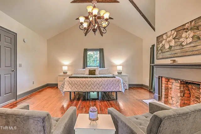 $475,000 | 217 South Irish Street, Greeneville, TN 37743