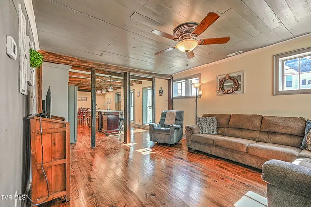 $475,000 | 217 South Irish Street, Greeneville, TN 37743