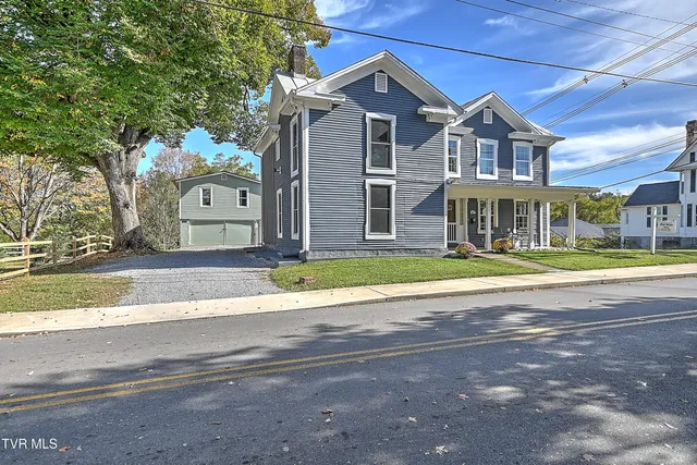 $475,000 | 217 South Irish Street, Greeneville, TN 37743