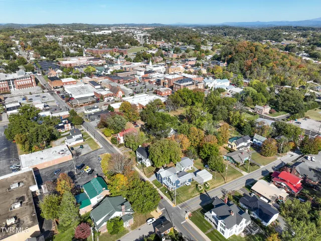 $475,000 | 217 South Irish Street, Greeneville, TN 37743
