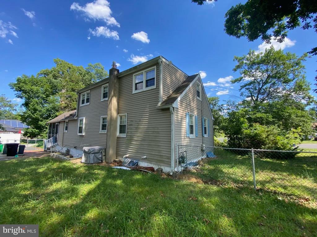 1246 Clements Bridge Road Woodbury, NJ 08096 - Photo 3 of 5