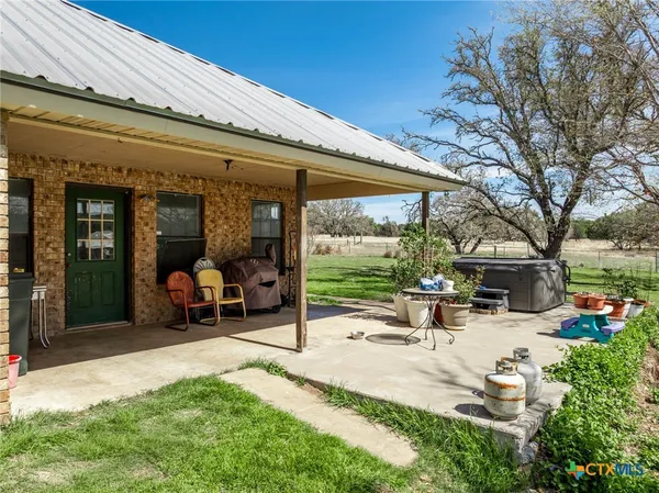 $725,000 | 5680 County Road 142, Gatesville, TX 76528