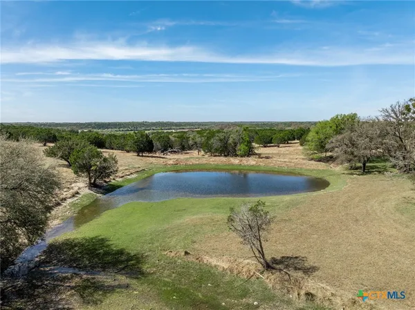 $725,000 | 5680 County Road 142, Gatesville, TX 76528