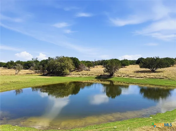 $725,000 | 5680 County Road 142, Gatesville, TX 76528