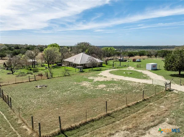 $725,000 | 5680 County Road 142, Gatesville, TX 76528