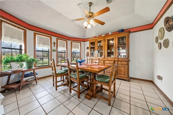 $725,000 | 5680 County Road 142, Gatesville, TX 76528