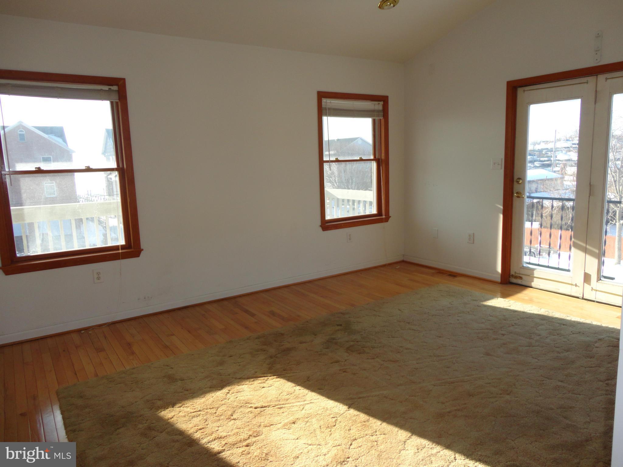 2806 3rd Street Baltimore, MD 21219 - Photo 21 of 24 Bedroom (Master)