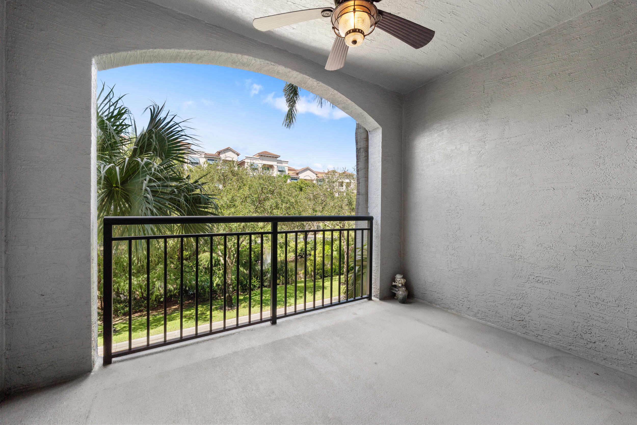 1690 Renaissance Commons Boulevard, Unit 1312 Boynton Beach, FL 33426 - Photo 14 of 44 20_48